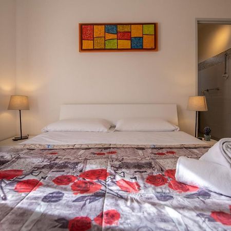 B&B A Casa Di Amici Caserta Luaran gambar
